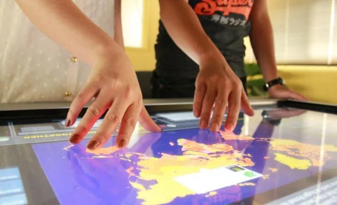 multitouch_table2