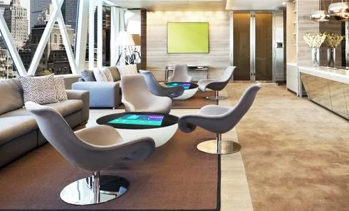 round-touchscreen-lounge-table-office